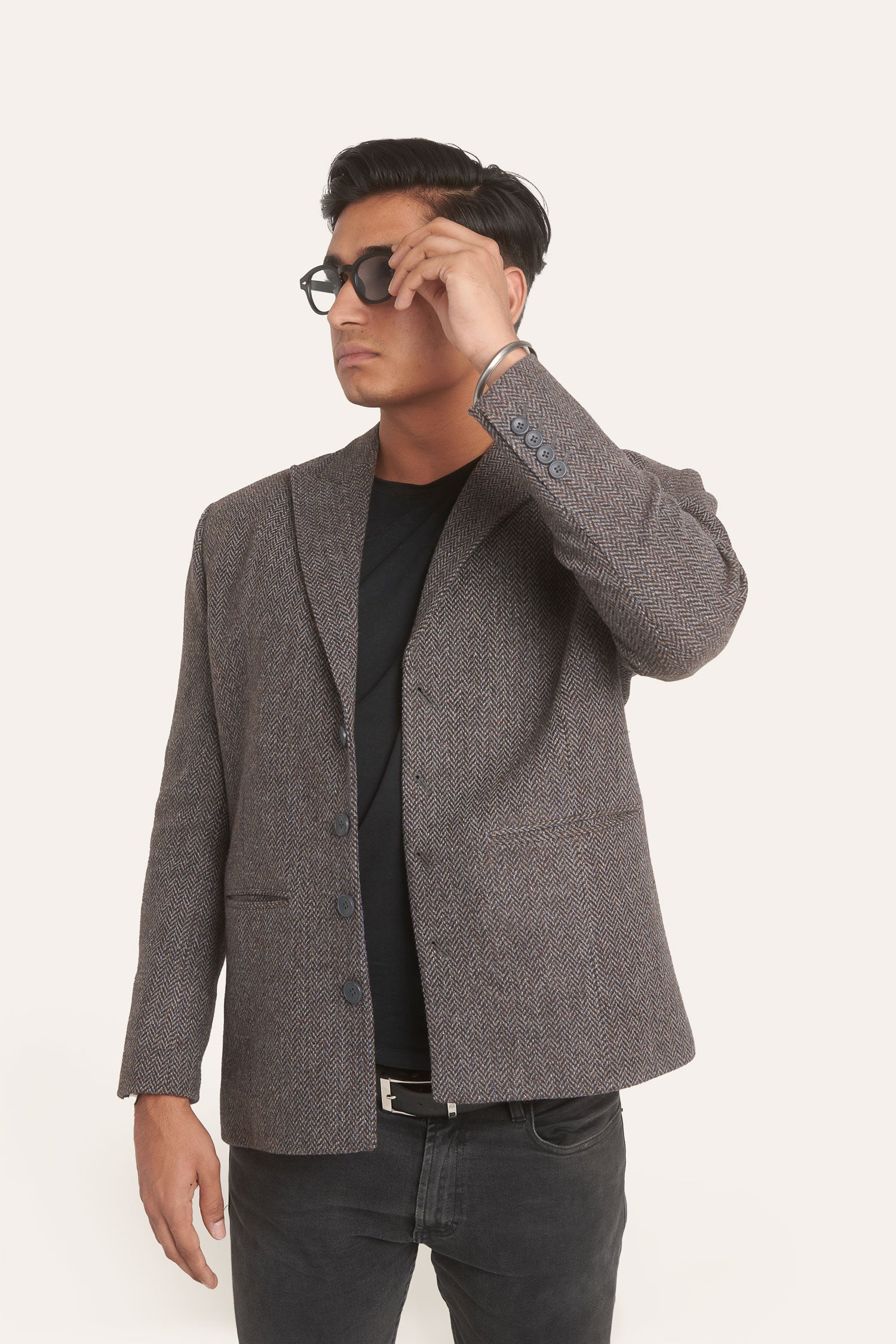 Unisex grey adjustable wool jacket side